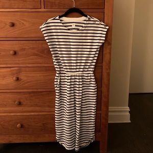 Girls' Gap White and Navy Striped Jumpsuit, size M
